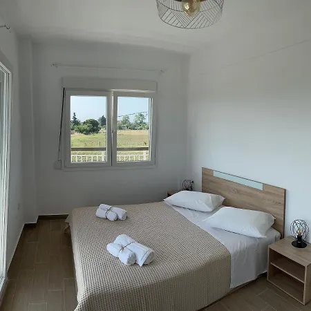 Апартаменты Tsapoga Palioura